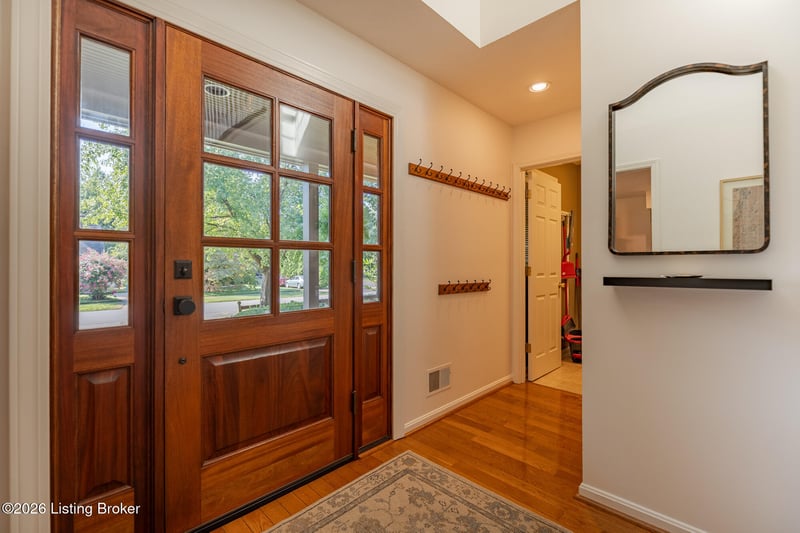 3917 Grandview Ave, Louisville, KY 40207