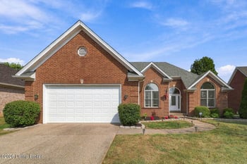 3917 Rock Bay Dr, Louisville, KY 40245