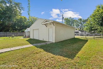 3918 Northwestern Pkwy, Louisville, KY 40212