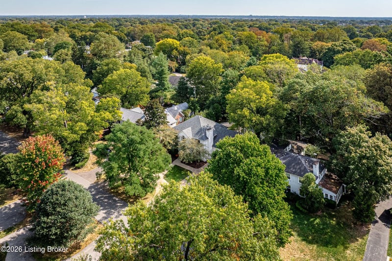 3922 Napanee Rd, Louisville, KY 40207