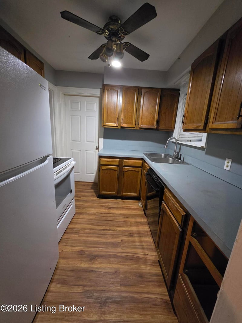 3928 Kennison Ave, Louisville, KY 40207