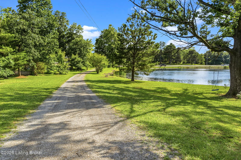 3950 Old Mill Rd, Brandenburg, KY 40108