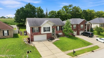 396 Oakview Dr, Shelbyville, KY 40065