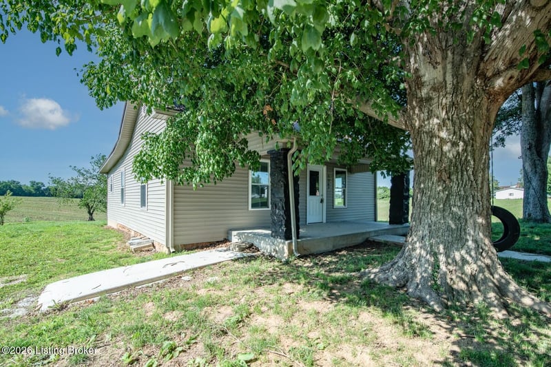 3963 Old Lexington Rd, Cave City, KY 42127