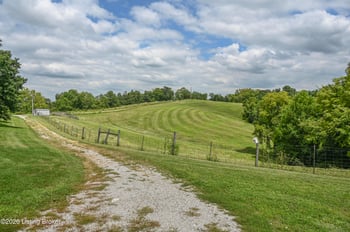 3979 Baker Ridge Rd, Willisburg, KY 40078