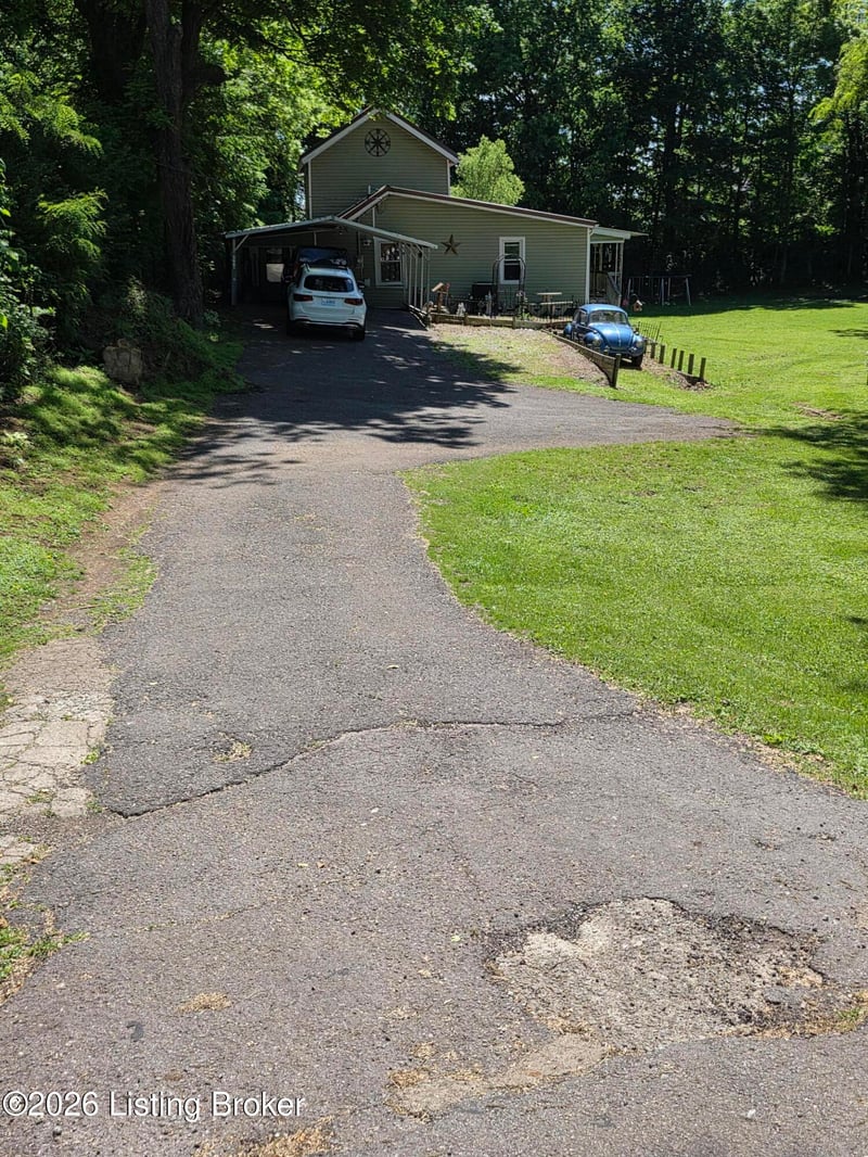 3981 Woodlawn Rd, Bardstown, KY 40004