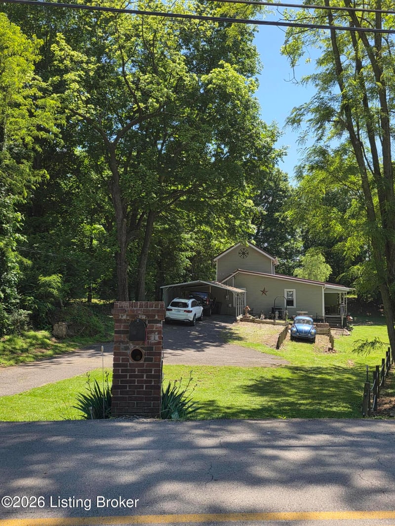 3981 Woodlawn Rd, Bardstown, KY 40004