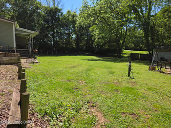 3981 Woodlawn Rd, Bardstown, KY 40004