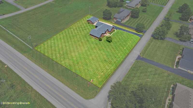 40 Buena Vi, Cave City, KY 42127