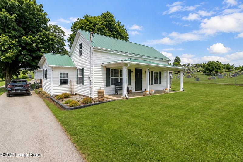 40 Cemetery Rd, Parksville, KY 40464