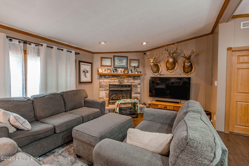 40 Flamingo Ln, Perry Park, KY 40363