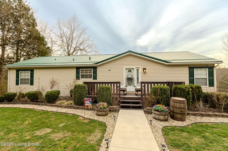 40 Flamingo Ln, Perry Park, KY 40363