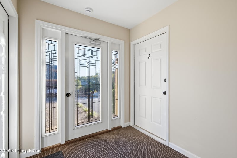 4001 Stoneview Dr #2, Louisville, KY 40207