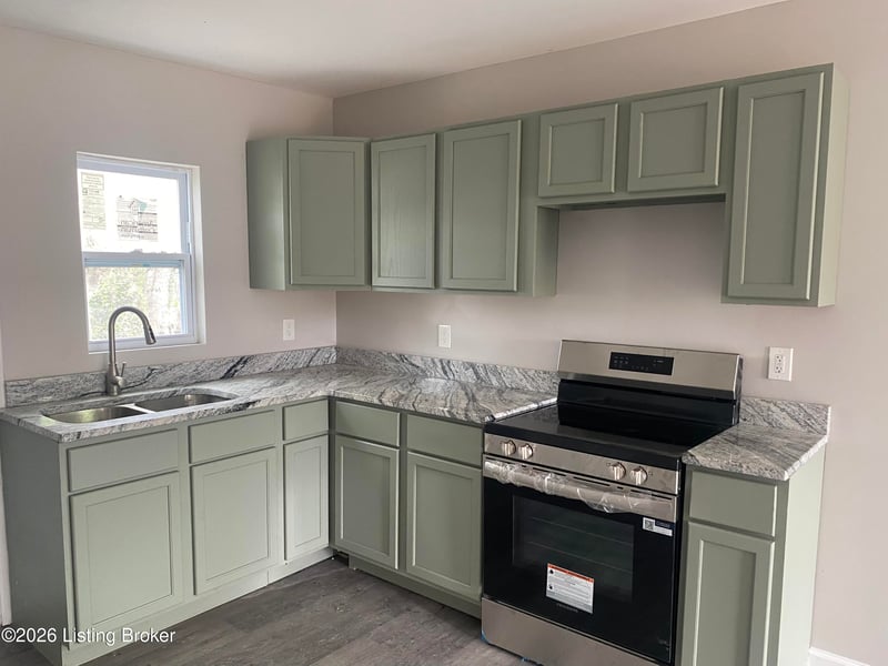 4003 Grand Ave, Louisville, KY 40211