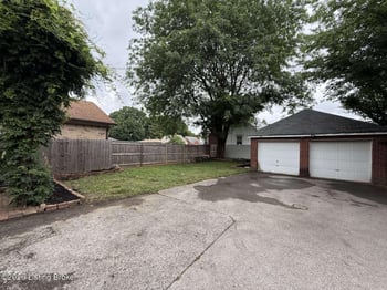 4003 Poplar Level Rd, Louisville, KY 40213