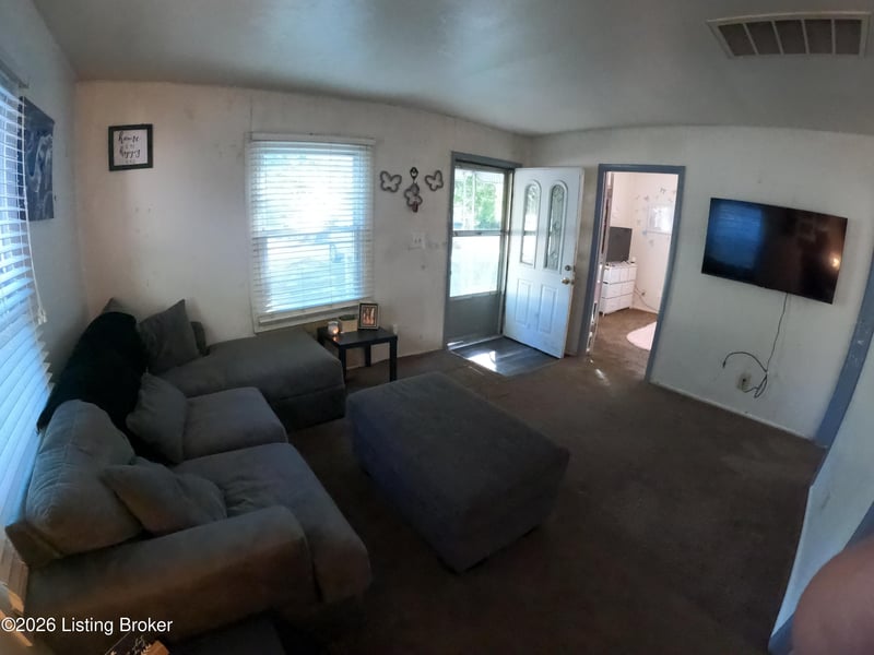 4004 Churchman Ave, Louisville, KY 40215