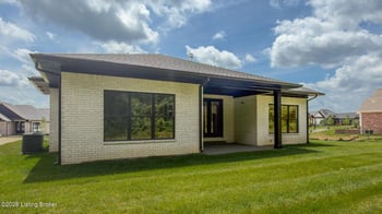 4007 Thomas Farm Dr, Louisville, KY 40299
