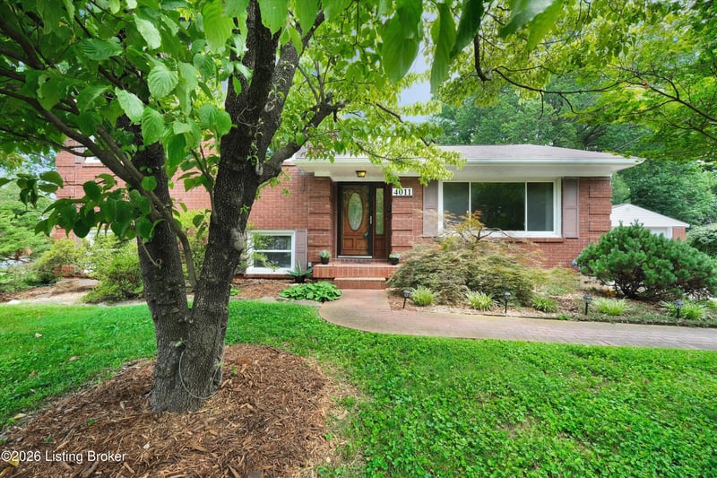 4011 Mamaroneck Rd, Louisville, KY 40218