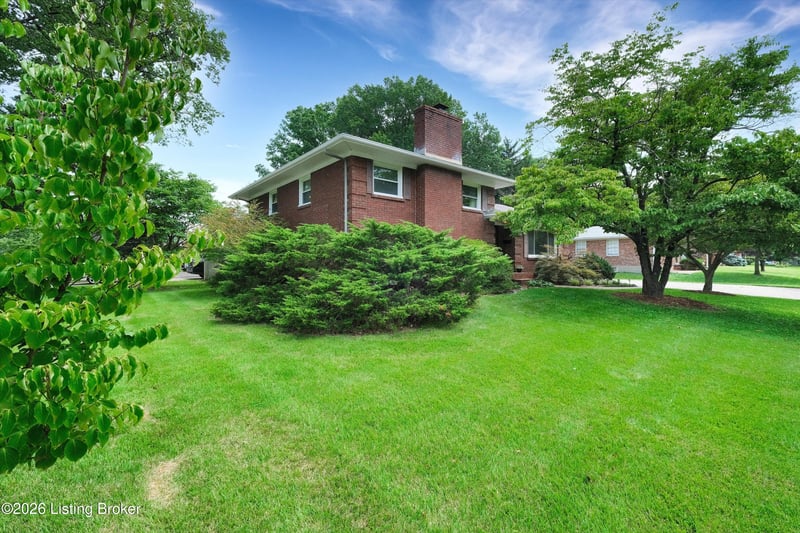 4011 Mamaroneck Rd, Louisville, KY 40218
