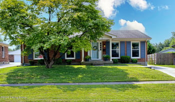 4012 Landside Dr, Louisville, KY 40220
