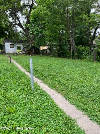 4013 W Broadway, Louisville, KY 40211