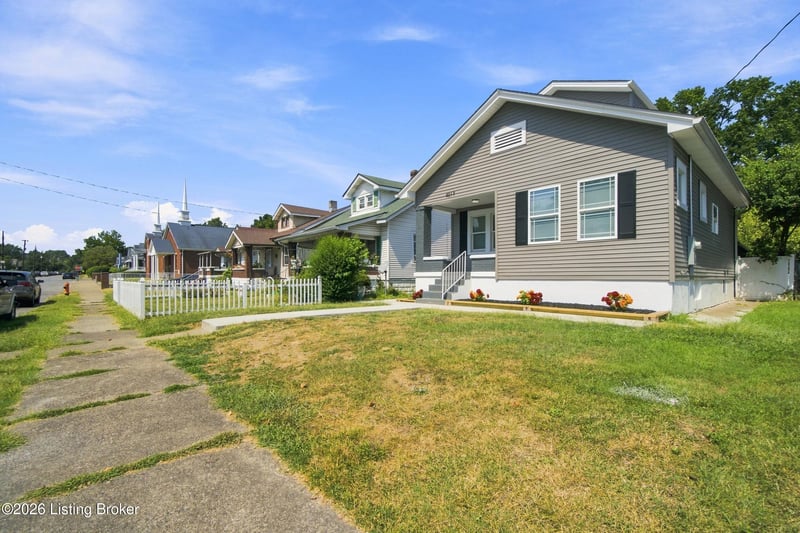 4017 Vermont Ave, Louisville, KY 40211