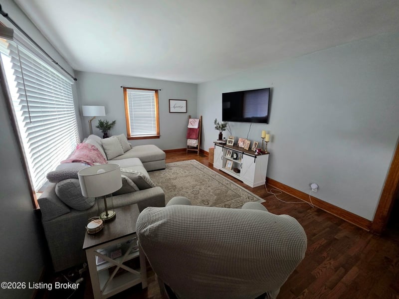 402 Garden Ct, Springfield, KY 40069