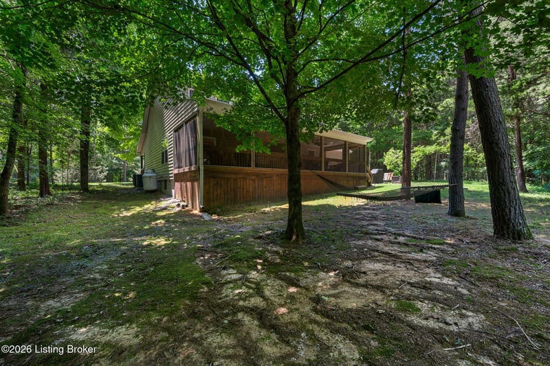 402 Hide Away Cir, Cub Run, KY 42729