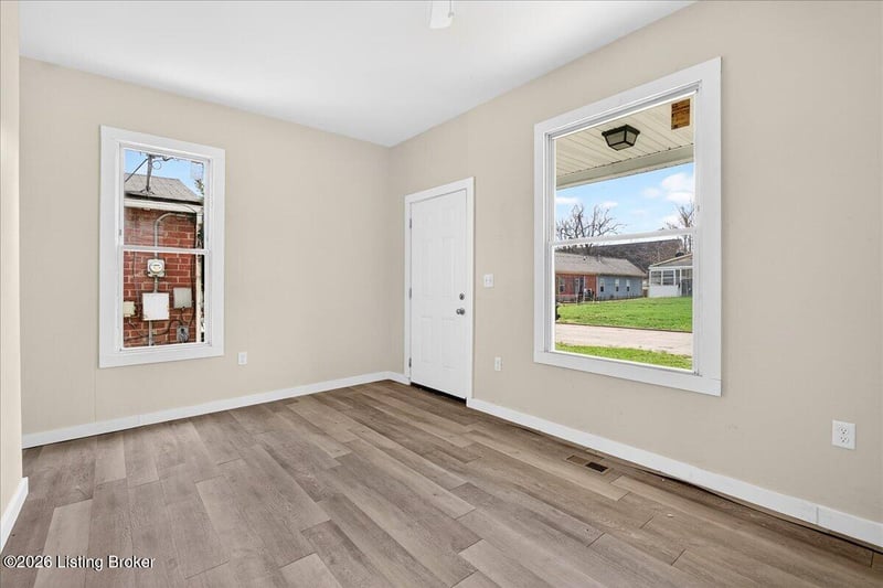 4021 Sunset Ave, Louisville, KY 40211