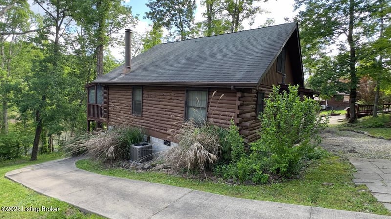 403 Timberlake Ln, Mcdaniels, KY 40152