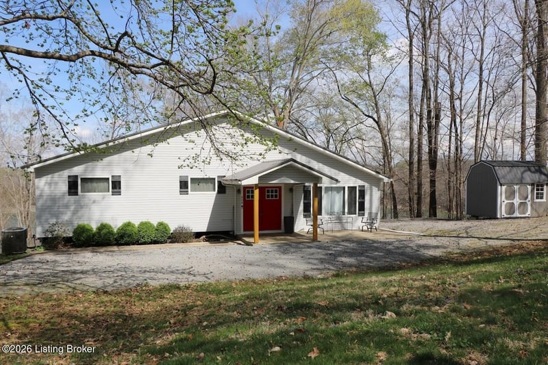 404 Lorel Dunbar Rd, Jamestown, KY 42629