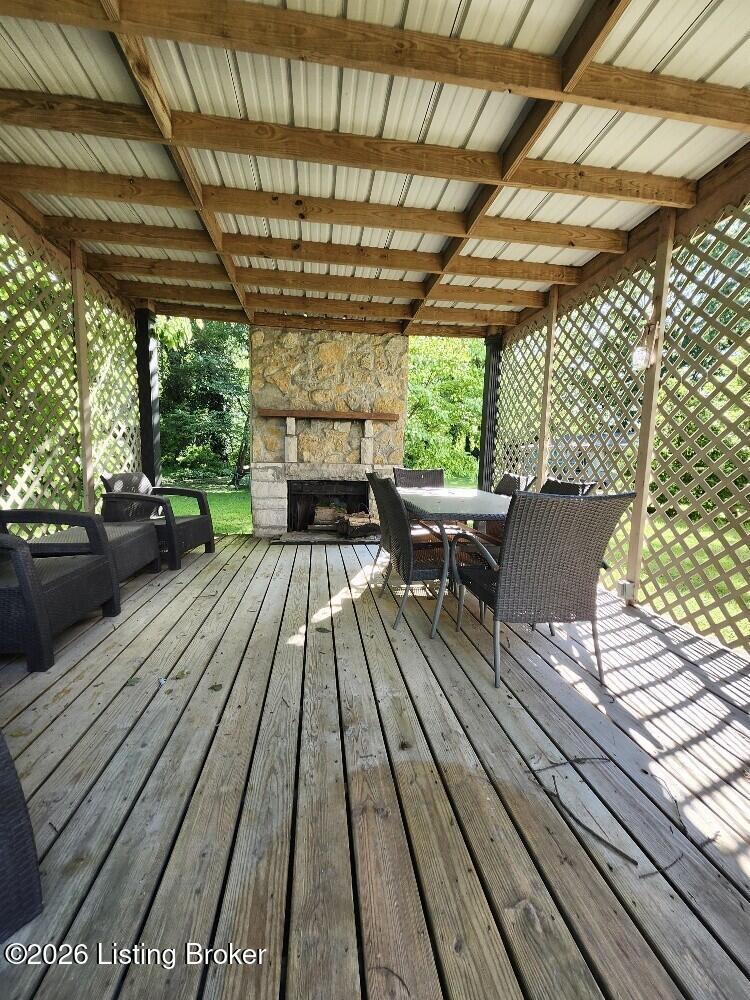 404 Main Cross St, Ghent, KY 41045