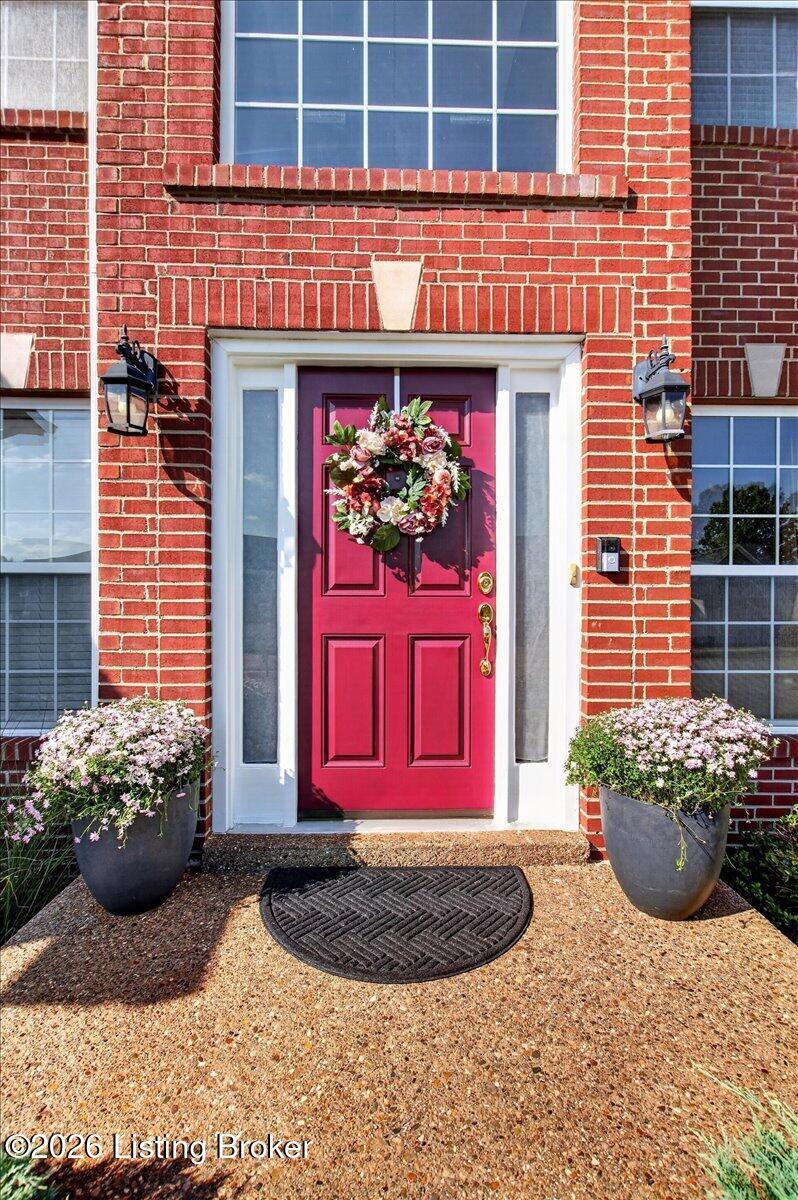 406 Arlington Meadows Dr, Louisville, KY 40023