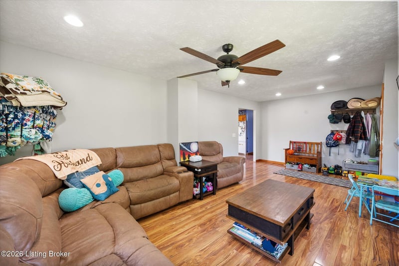 4061 Mink Run Rd, Frankfort, KY 40601