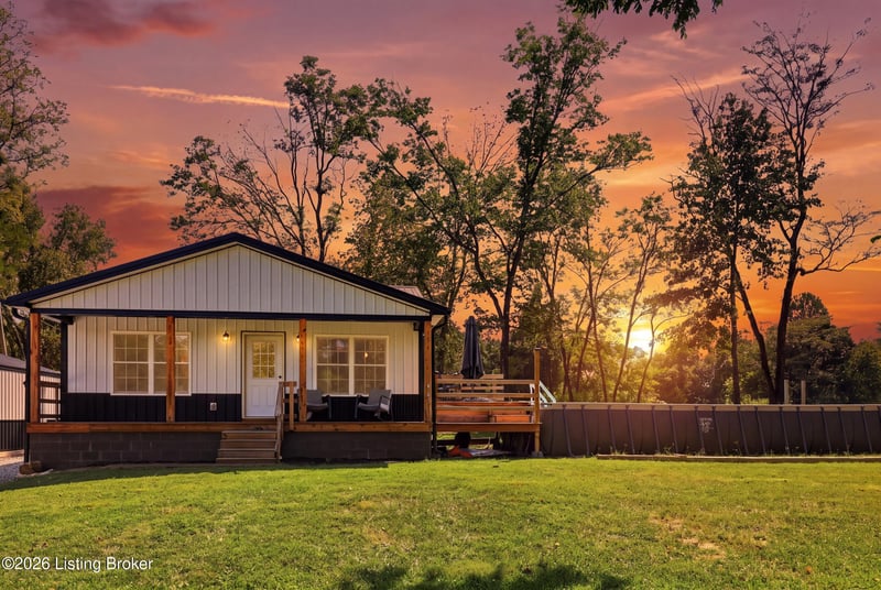 407 High Ridge Dr, Shepherdsville, KY 40165