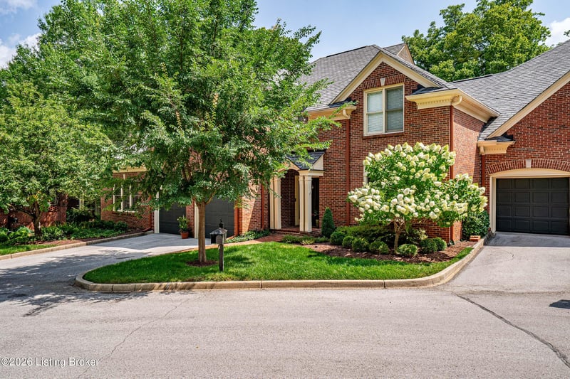 407 Wynfield Close Ct, Louisville, KY 40206