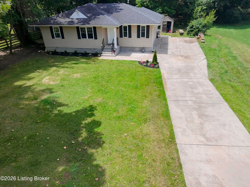 408 Evergreen Rd, Louisville, KY 40223