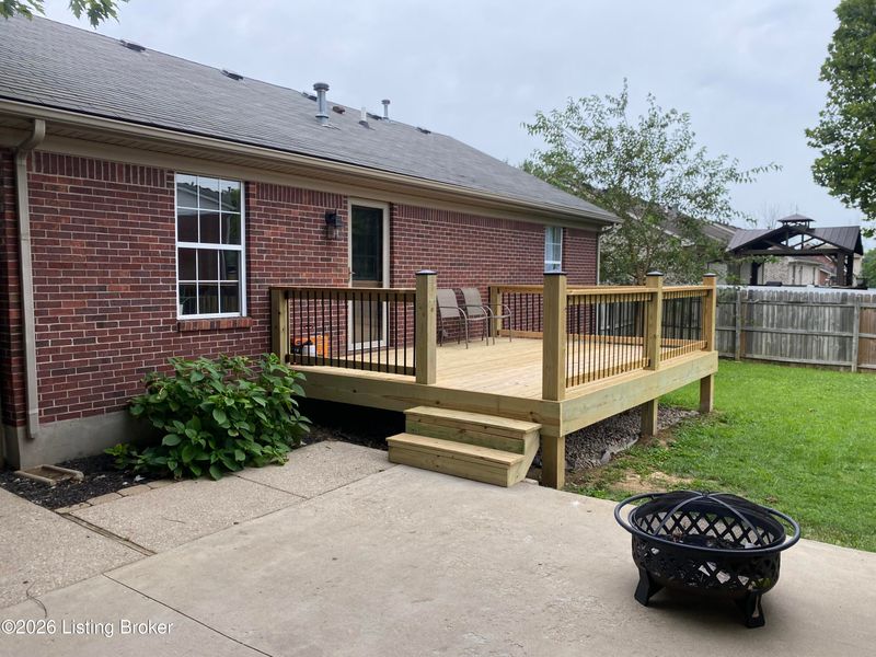 408 Love Ave, Mt Washington, KY 40047