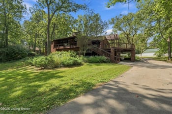 408 Rebel Dr, Pewee Valley, KY 40056