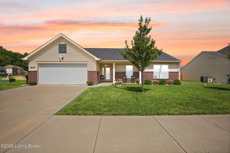 409 Lambrusco Way, Vine Grove, KY 40175