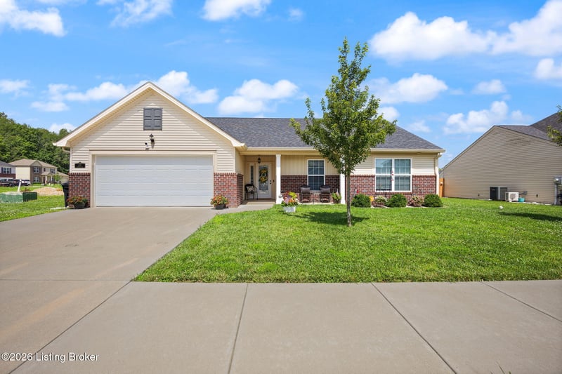 409 Lambrusco Way, Vine Grove, KY 40175
