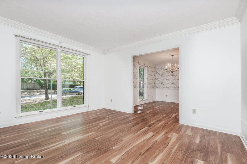 410 Hidden Oak Way, Louisville, KY 40222