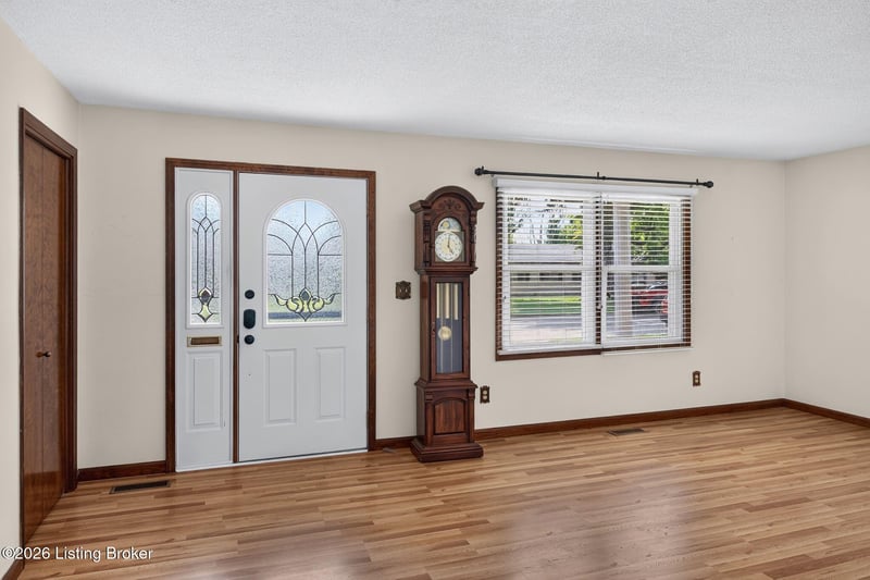 410 Mouser St, Madison, IN 47250