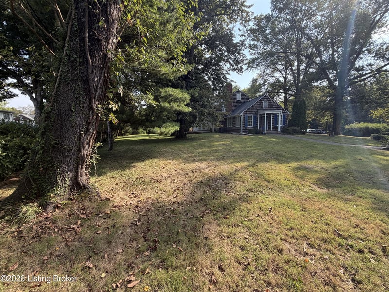 4103 Brownsboro Rd, Louisville, KY 40207