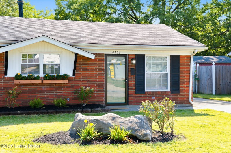 4103 Prince Ln, Jeffersontown, KY 40299