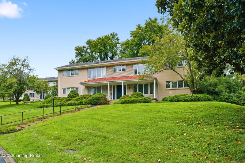 4105 Stoneview Dr #APT 3, Louisville, KY 40207