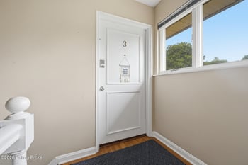 4105 Stoneview Dr #APT 3, Louisville, KY 40207