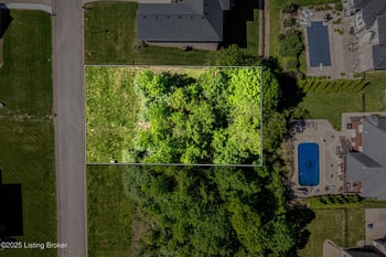 4107 Smarty Jones Dr, Louisville, KY 40214
