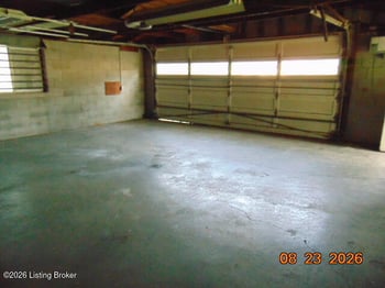 4108 Clyde Dr, Louisville, KY 40216