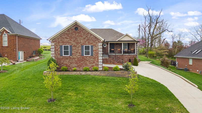 411 Wood Springs Rd, La Grange, KY 40031